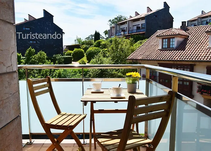 Rincon Del Cantabrico: Amantes De Buenas Vistas * San Vicente De La Barquera