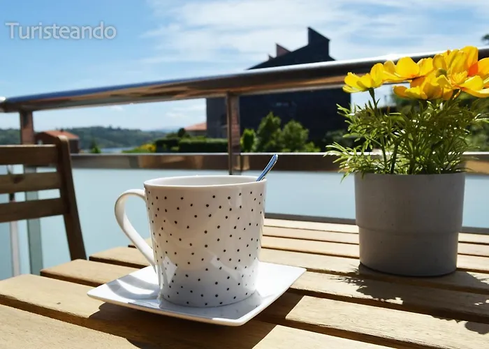 Rincon Del Cantabrico: Amantes De Buenas Vistas Apartment *